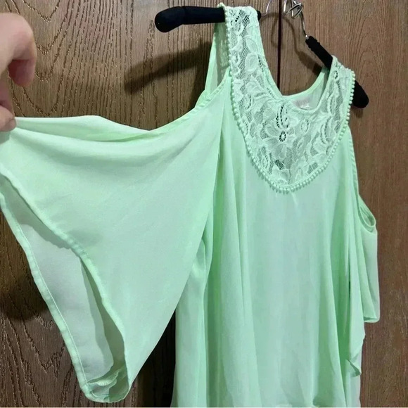 Decree NWT XL Women's Blouse Tank Lime Green Off the Shoulder Lace Shirt Casual - Picture 10 of 14